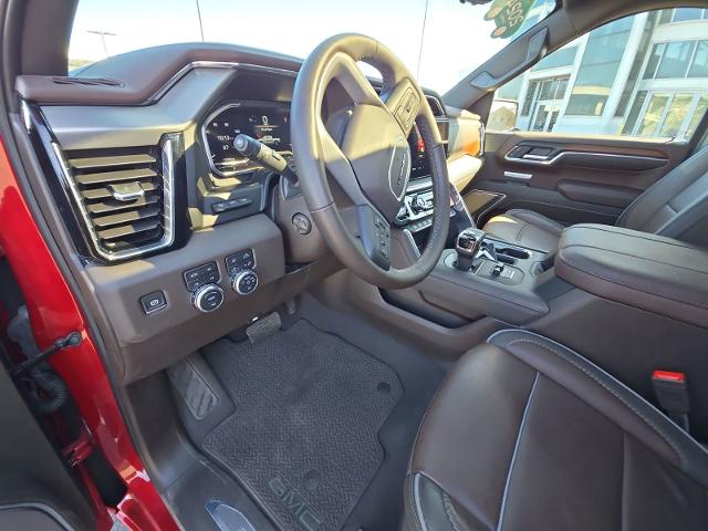 2024 GMC Sierra 1500 Vehicle Photo in WILLIAMSVILLE, NY 14221-2883