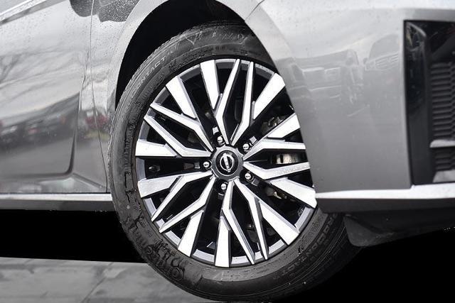 2023 Nissan Altima Vehicle Photo in Ballwin, MO 63011