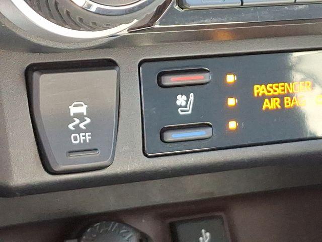 2021 Toyota RAV4 Hybrid Vehicle Photo in DANBURY, CT 06810-5034
