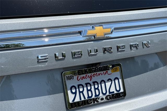 2023 Chevrolet Suburban Vehicle Photo in ELK GROVE, CA 95757-8703