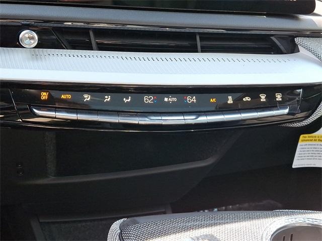 2025 Cadillac OPTIQ Vehicle Photo in ALLENTOWN, PA 18103-7399