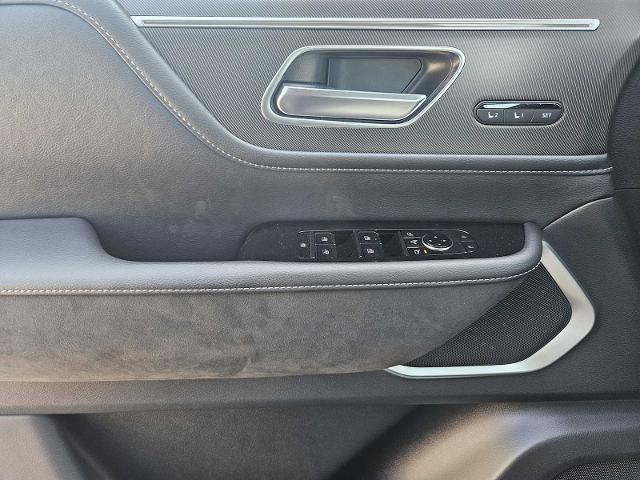 2025 INFINITI QX80 Vehicle Photo in Fort Worth, TX 76132