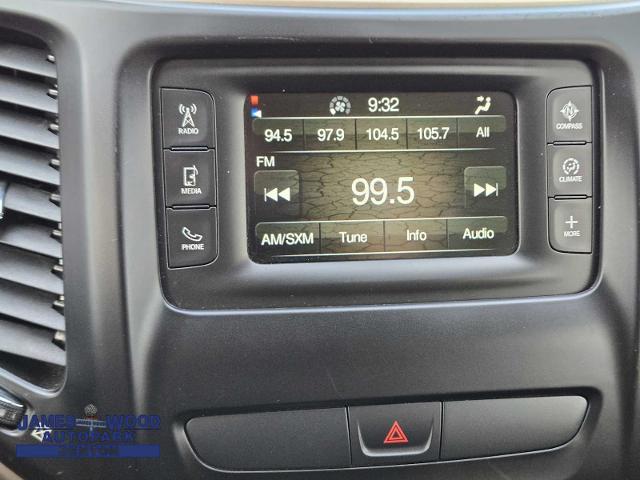2016 Jeep Cherokee Vehicle Photo in DENTON, TX 76210-9321