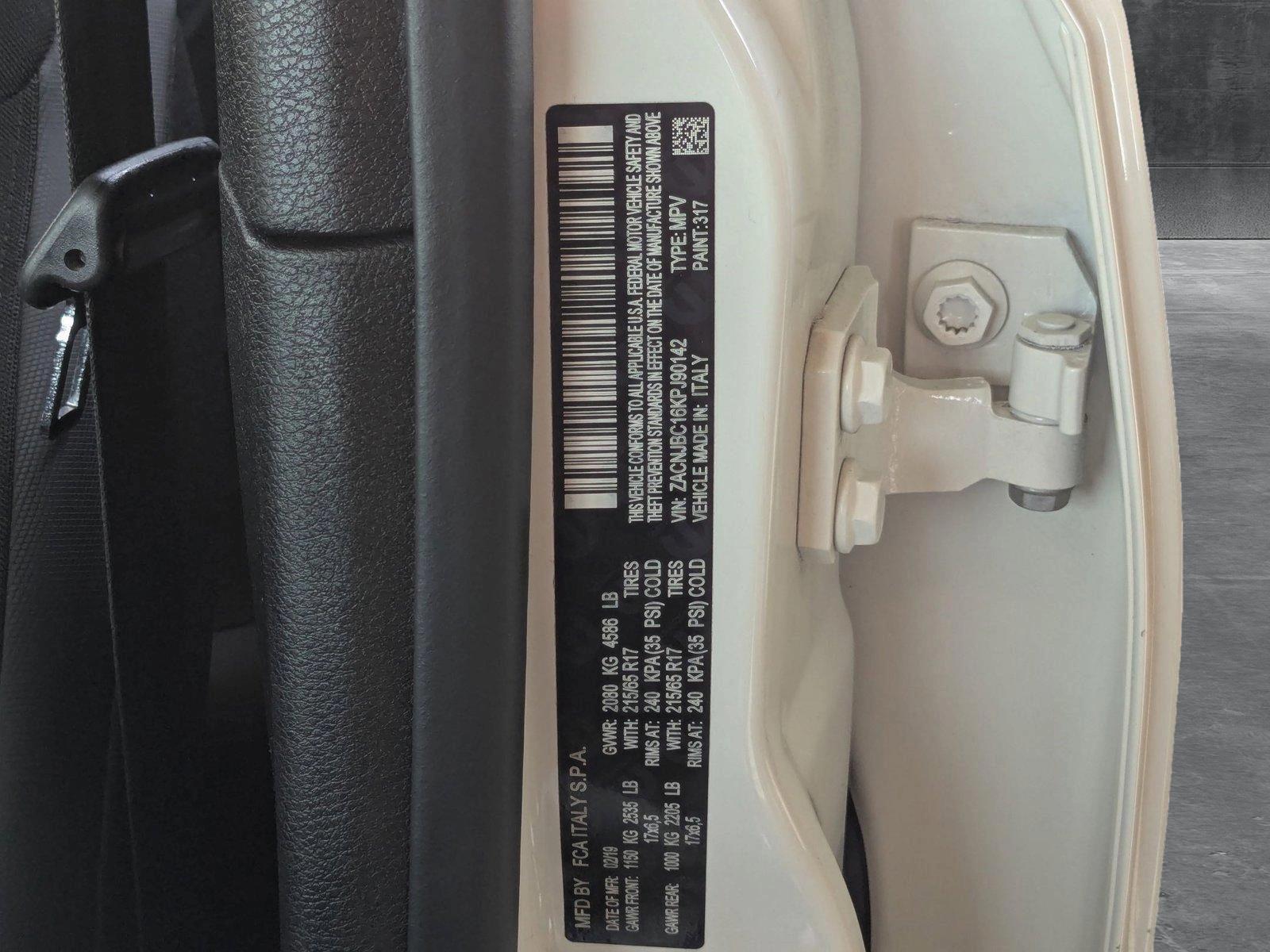 2019 Jeep Renegade Vehicle Photo in Valencia, CA 91355