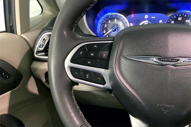 2023 Chrysler Pacifica Vehicle Photo in INDEPENDENCE, MO 64055-1314