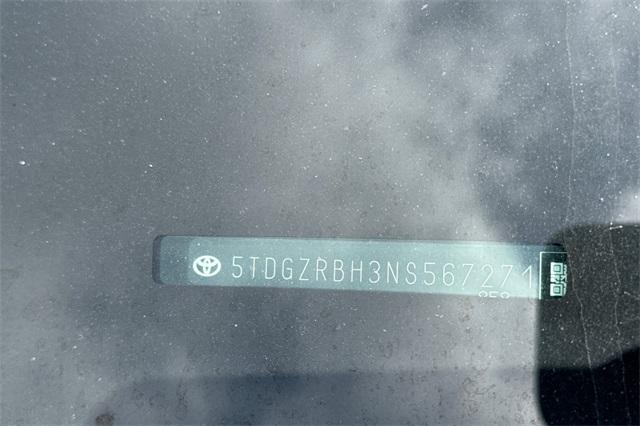 2022 Toyota Highlander Vehicle Photo in ELK GROVE, CA 95757-8703