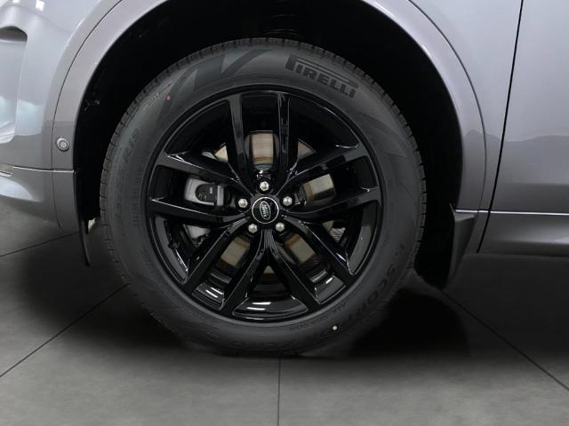 2025 Discovery Sport Vehicle Photo in Appleton, WI 54913