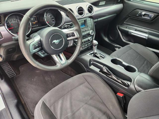 2016 Ford Mustang Vehicle Photo in DENTON, TX 76210-9321
