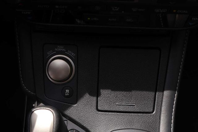 2016 Lexus ES 350 Vehicle Photo in DALLAS, TX 75209