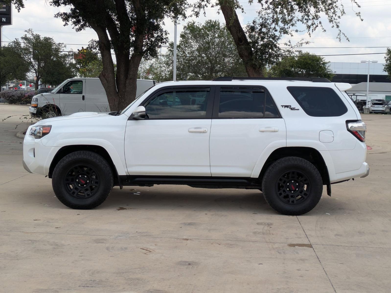 2024 Toyota 4Runner Vehicle Photo in SELMA, TX 78154-1460