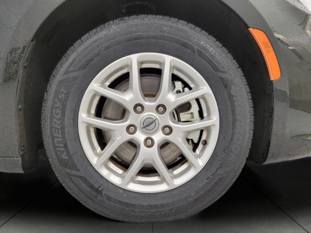 2023 Chrysler Pacifica Vehicle Photo in Kaukauna, WI 54130