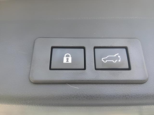 2024 Subaru Ascent Vehicle Photo in Green Bay, WI 54304