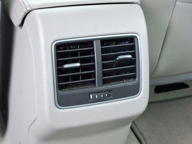 2013 Volkswagen Passat Vehicle Photo in DANBURY, CT 06810-5034