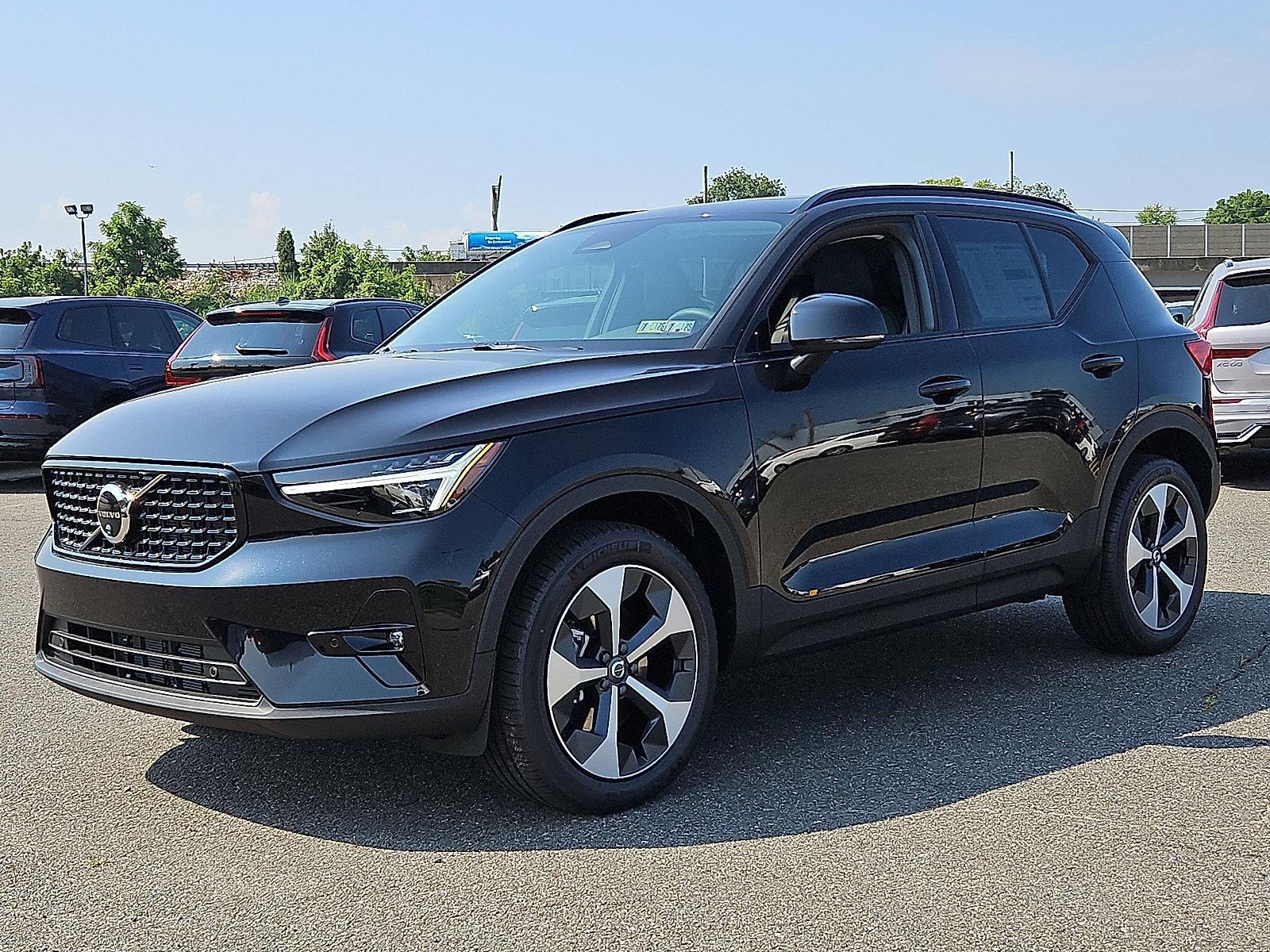2026 Volvo XC40 Vehicle Photo in Trevose, PA 19053