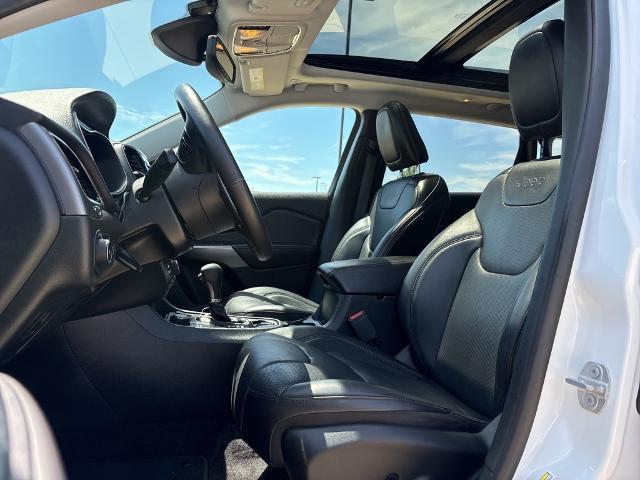 2019 Jeep Cherokee Vehicle Photo in Peoria, IL 61615