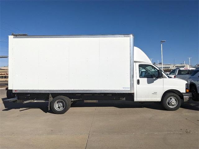 2024 Chevrolet Express Commercial Cutaway Vehicle Photo in ENGLEWOOD, CO 80113-6708