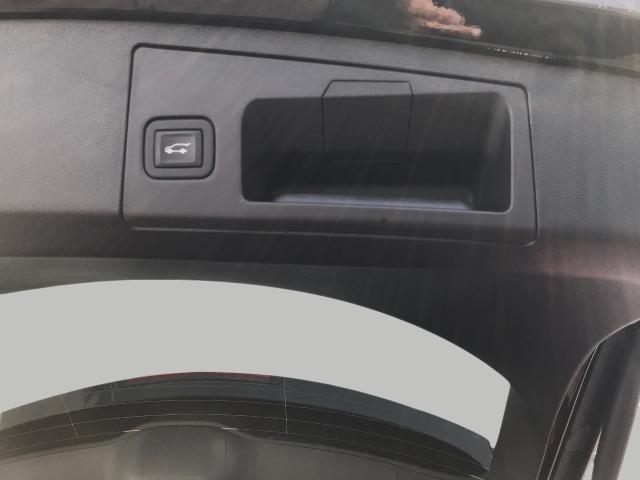 2023 Cadillac XT4 Vehicle Photo in GREEN BAY, WI 54303-3330