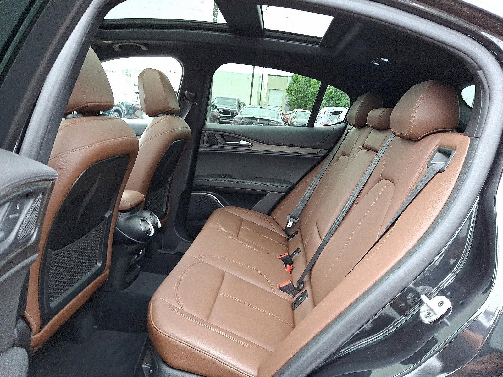 2022 Alfa Romeo Stelvio Vehicle Photo in Willow Grove, PA 19090