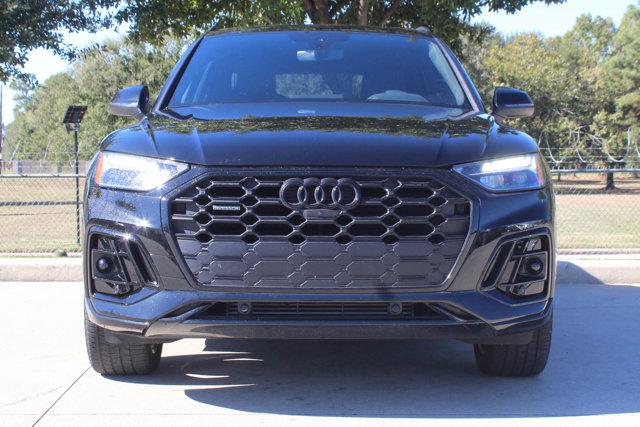 2024 Audi Q5 Vehicle Photo in HOUSTON, TX 77090