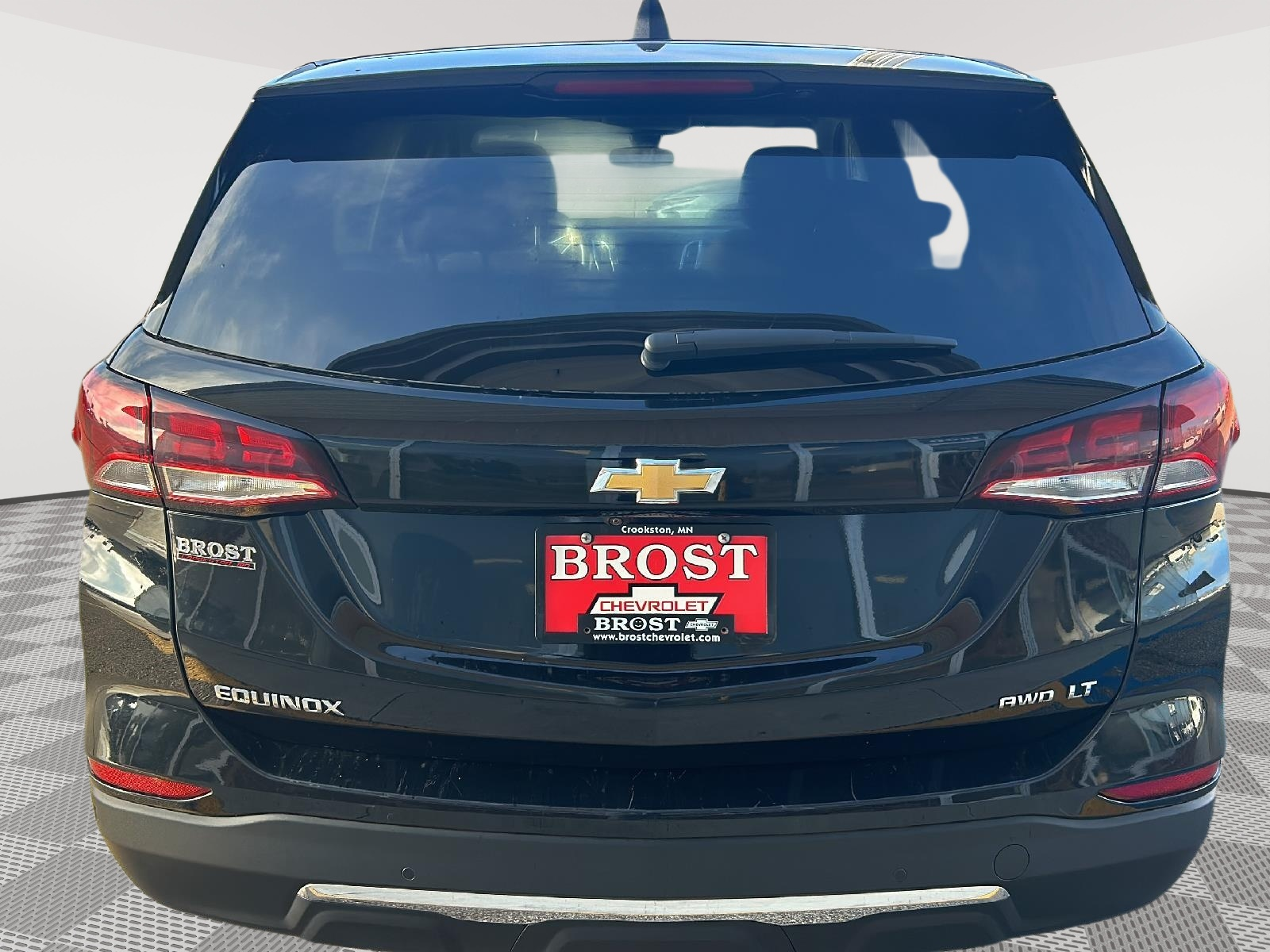 Used 2022 Chevrolet Equinox LT with VIN 3GNAXUEV4NL278168 for sale in Crookston, Minnesota