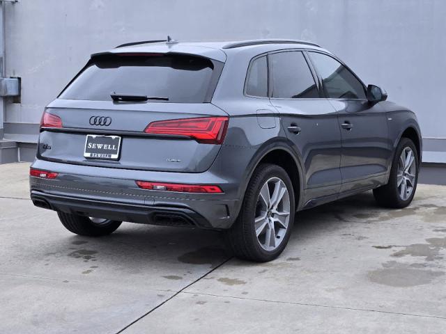 2025 Audi Q5 Vehicle Photo in SUGAR LAND, TX 77478