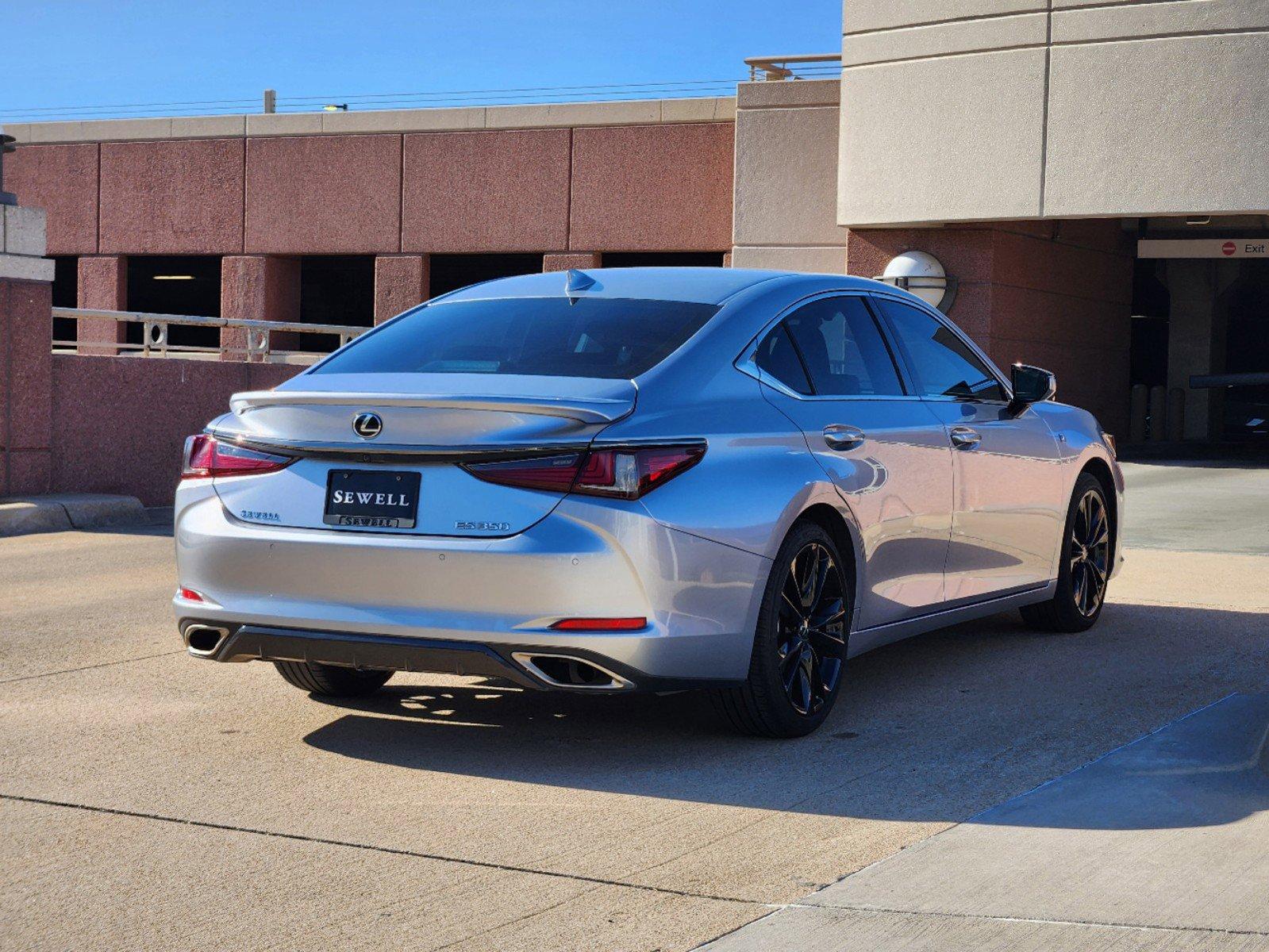 2022 Lexus ES 350 Vehicle Photo in PLANO, TX 75024