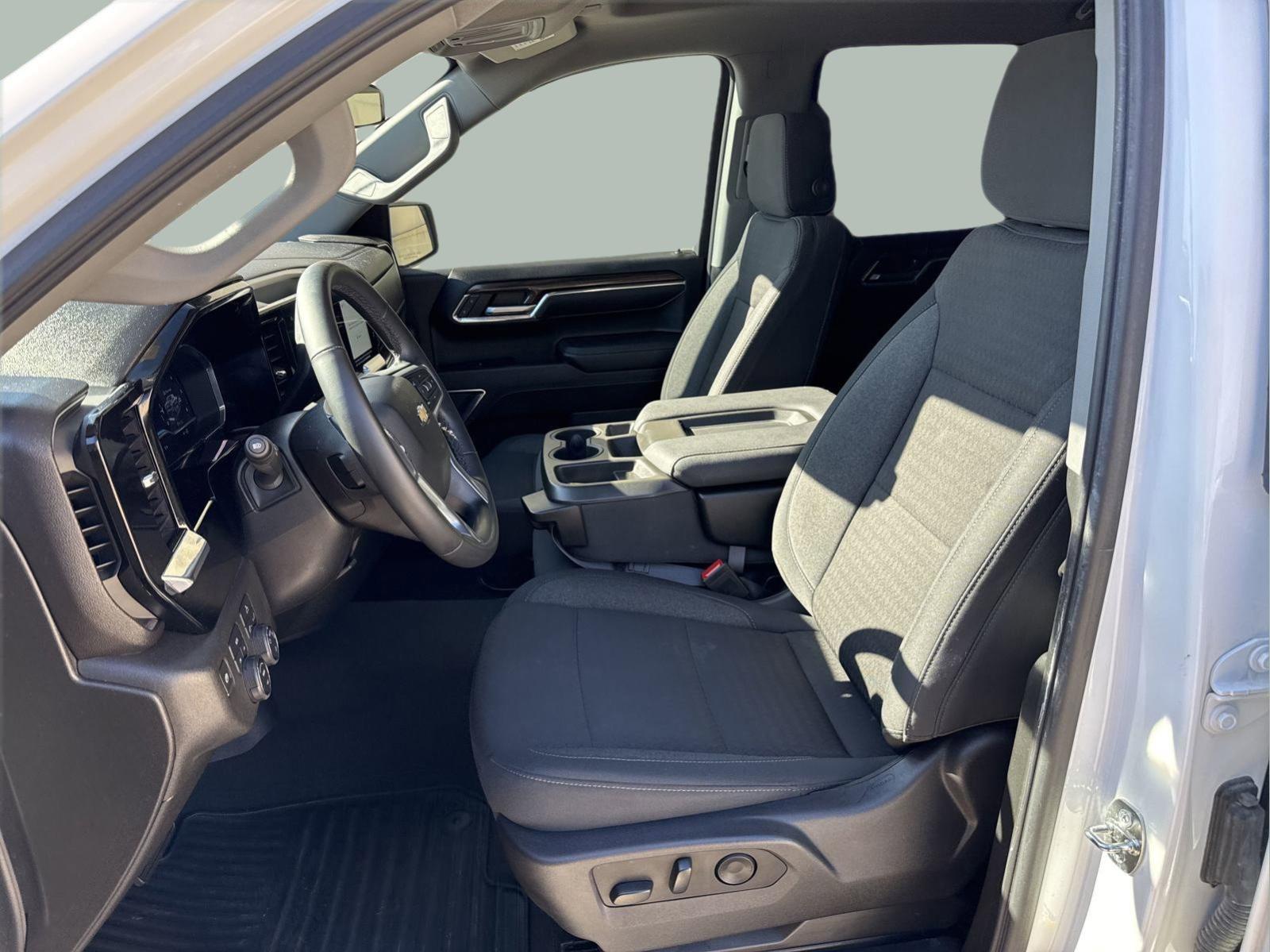 2024 Chevrolet Silverado 1500 Vehicle Photo in GEORGETOWN, TX 78626-7508