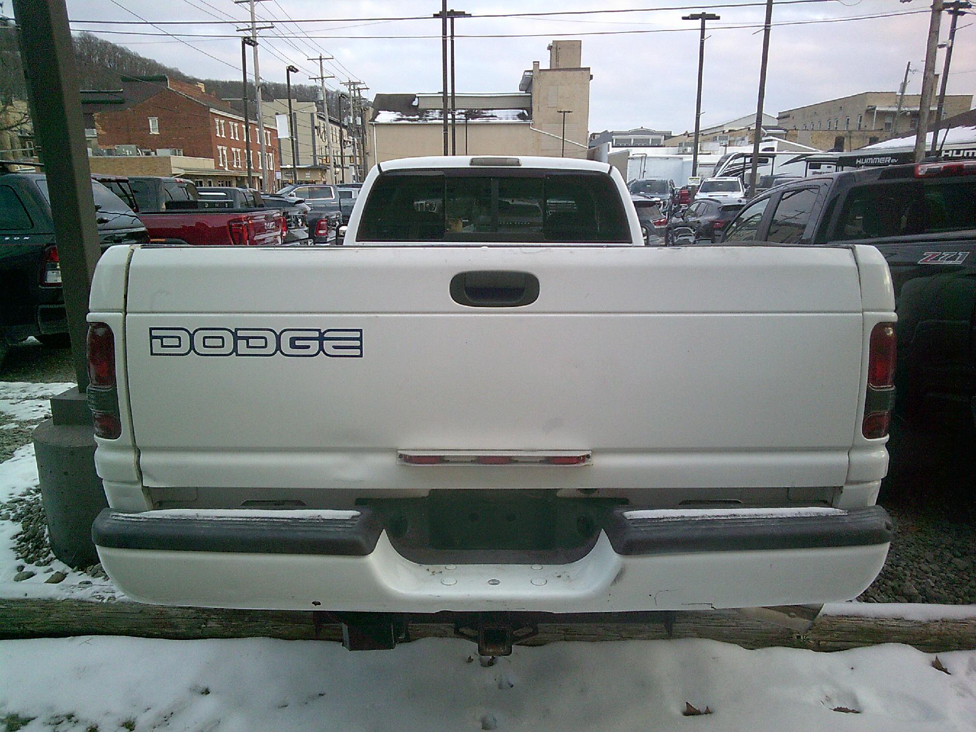 2001 Dodge Ram 3500 Vehicle Photo in KITTANNING, PA 16201-1536