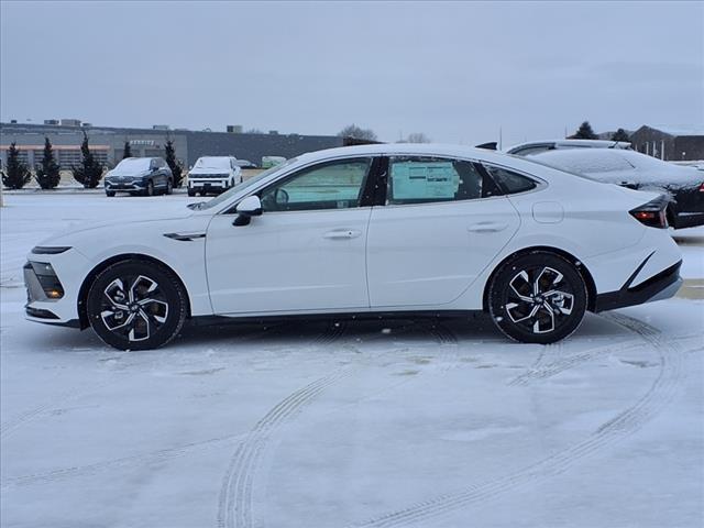 2025 Hyundai SONATA Vehicle Photo in Peoria, IL 61615