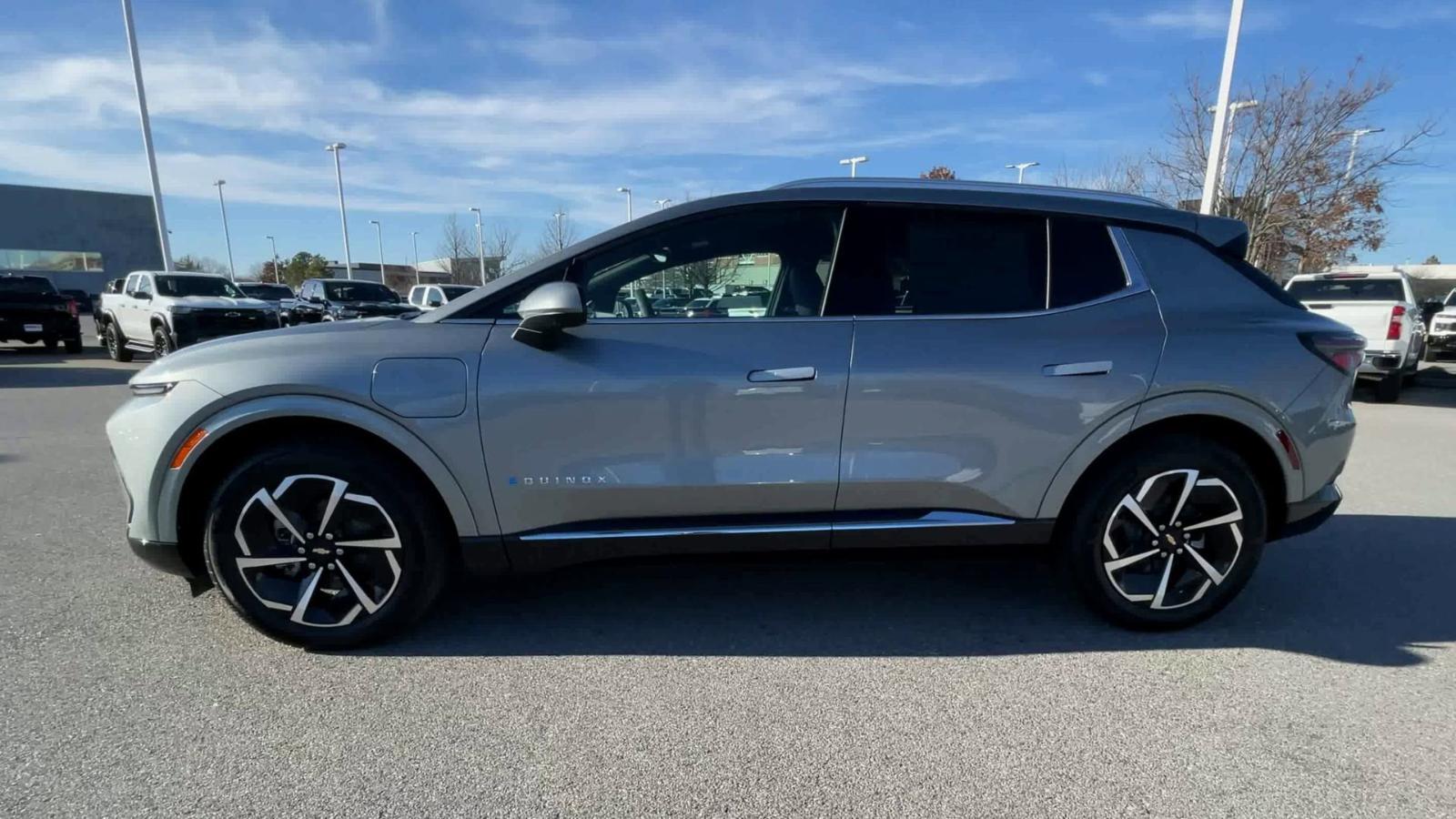 2025 Chevrolet Equinox EV Vehicle Photo in BENTONVILLE, AR 72712-4322