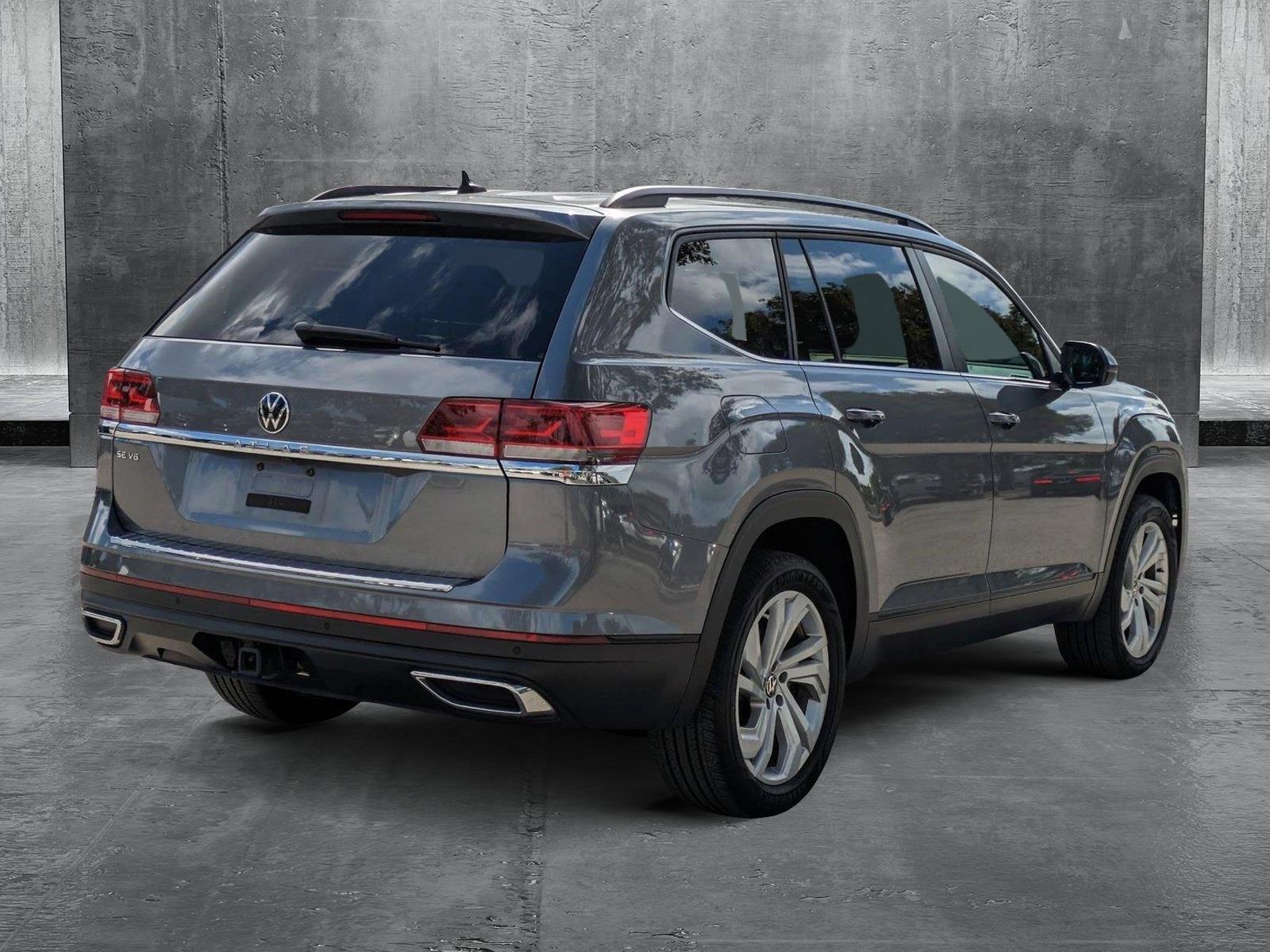 2022 Volkswagen Atlas Vehicle Photo in GREENACRES, FL 33463-3207