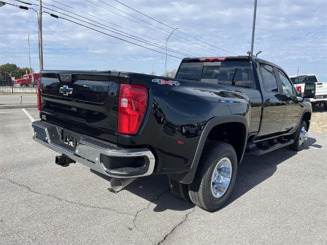 2025 Chevrolet Silverado 3500 HD Vehicle Photo in ALCOA, TN 37701-3235