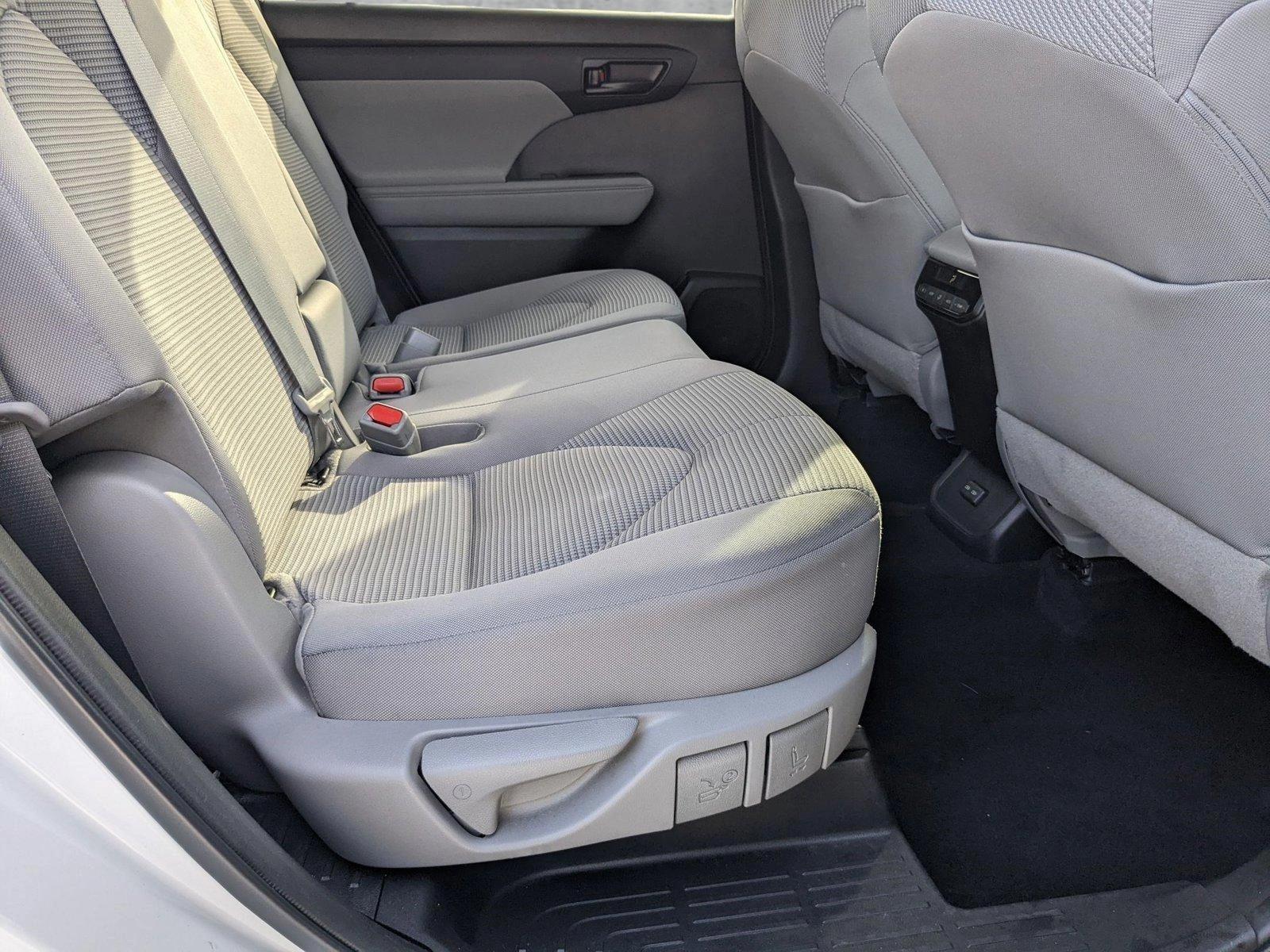 2022 Toyota Highlander Vehicle Photo in Davie, FL 33331