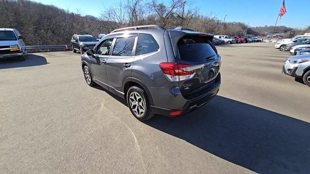 2020 Subaru Forester Vehicle Photo in Pleasant Hills, PA 15236