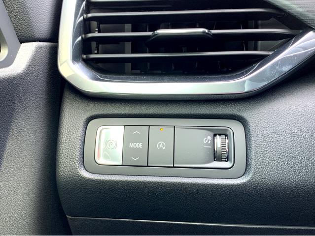 2025 GMC Acadia Vehicle Photo in BEAUFORT, SC 29906-4218
