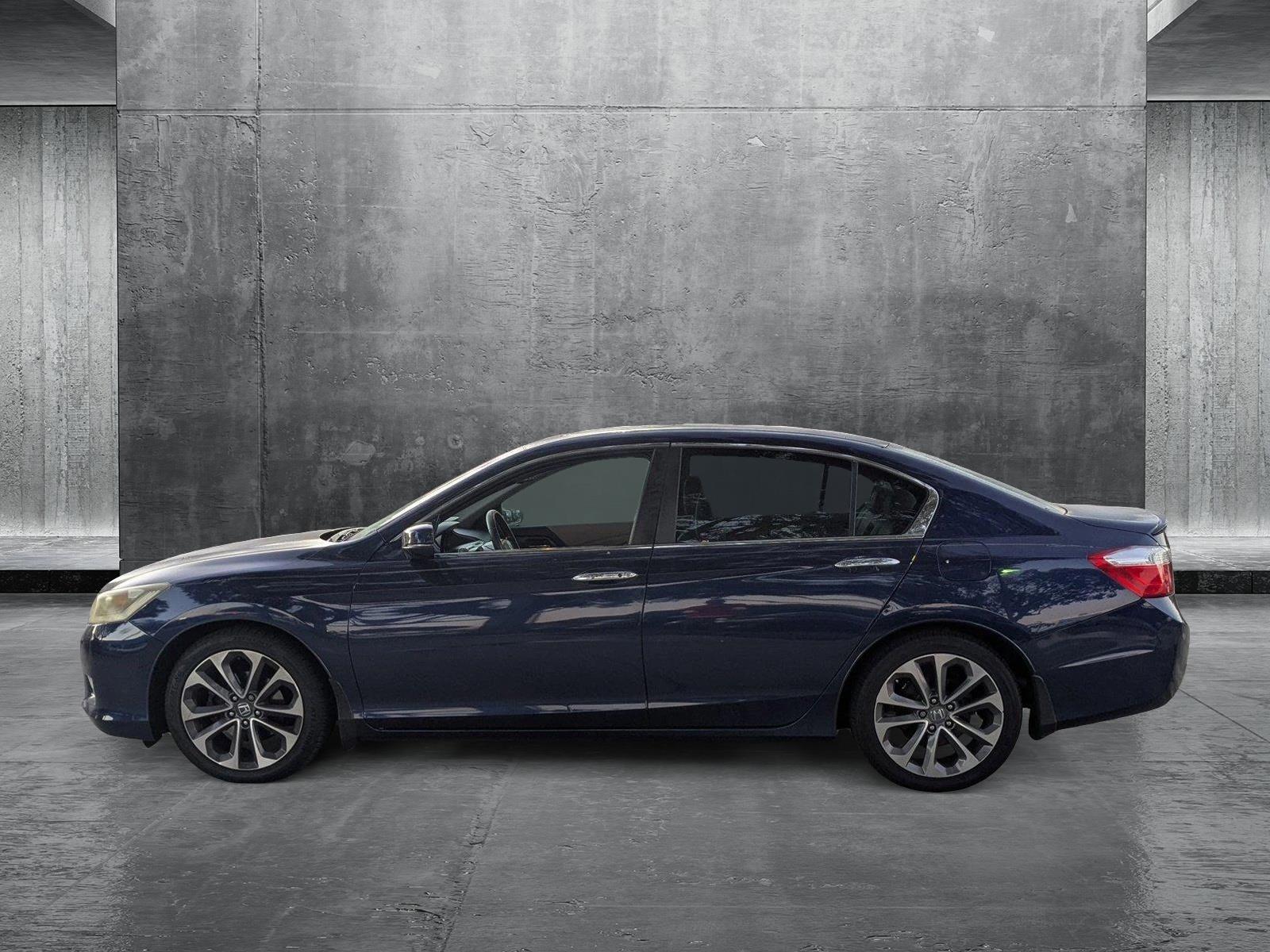 2015 Honda Accord Sedan Vehicle Photo in PEMBROKE PINES, FL 33024-6534