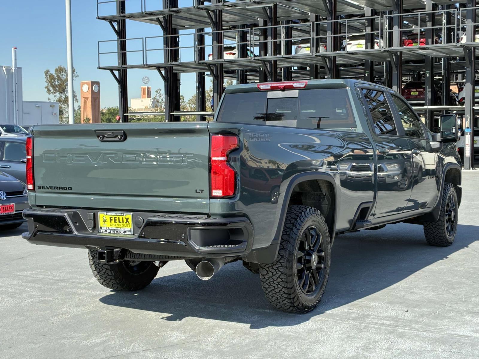 2025 Chevrolet Silverado 2500 HD Vehicle Photo in LOS ANGELES, CA 90007-3794