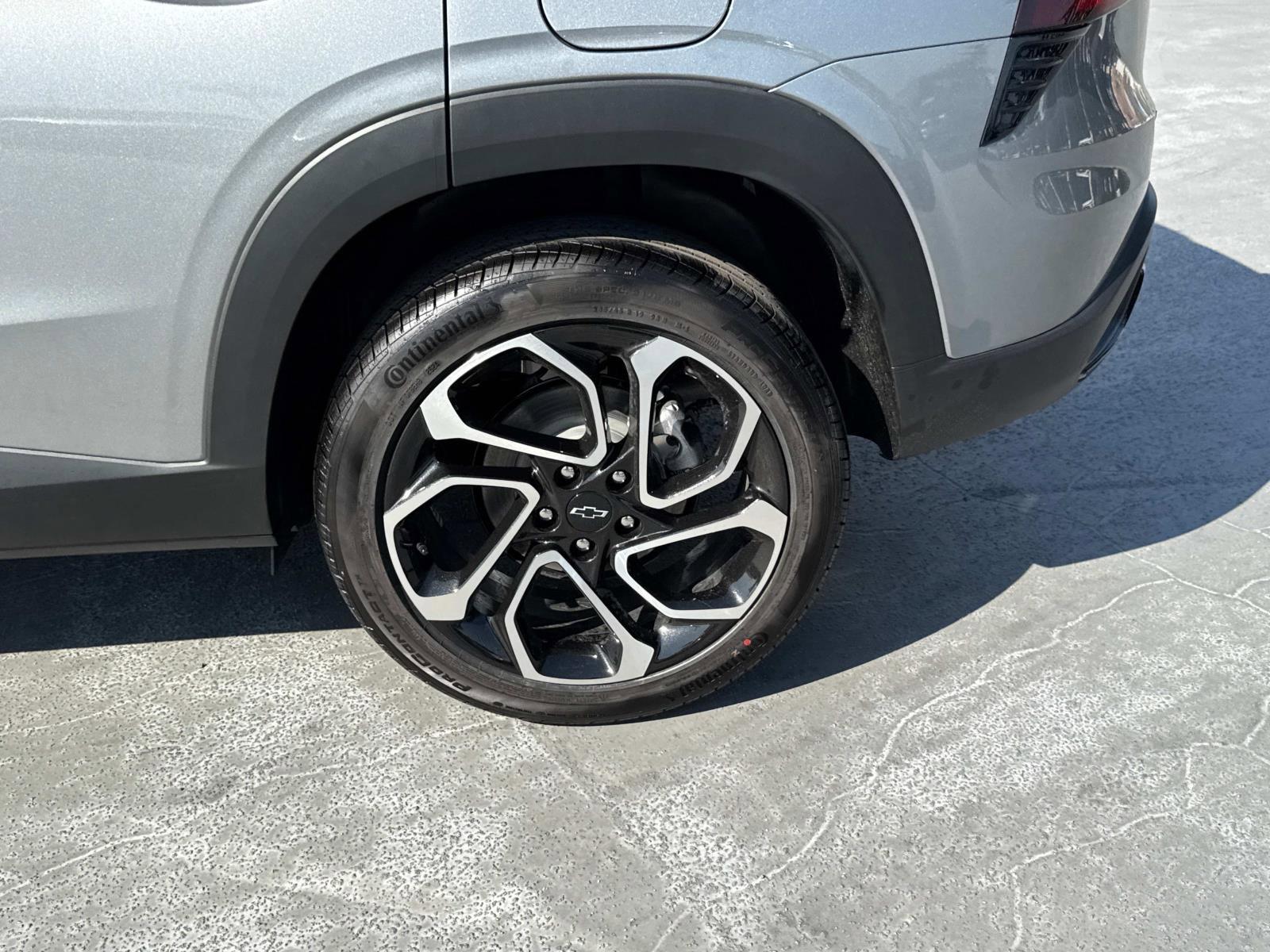 2025 Chevrolet Trax Vehicle Photo in LOS ANGELES, CA 90007-3794