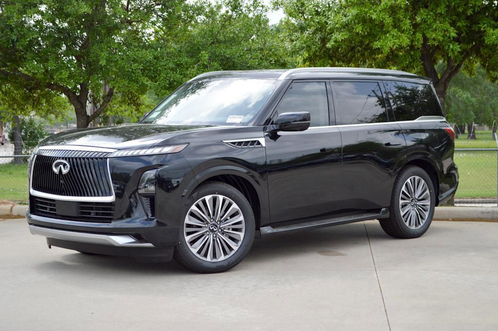 2025 INFINITI QX80 Vehicle Photo in Houston, TX 77090