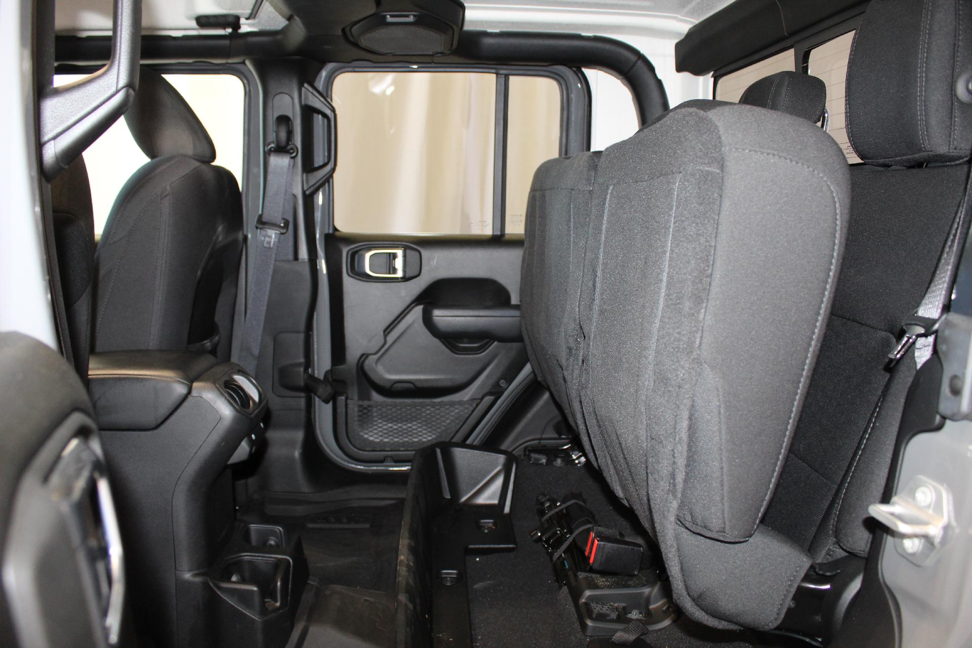 2022 Jeep Gladiator Vehicle Photo in NORTHAMPTON, MA 01060-1120