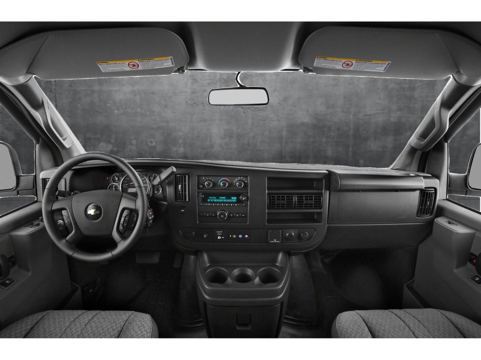 2025 Chevrolet Express Cargo 2500 Vehicle Photo in GREENACRES, FL 33463-3207