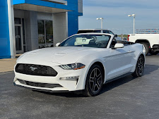 2022 Ford Mustang Vehicle Photo in BOONVILLE, IN 47601-9633