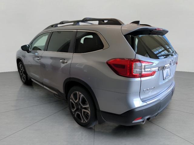 2024 Subaru Ascent Vehicle Photo in Green Bay, WI 54304
