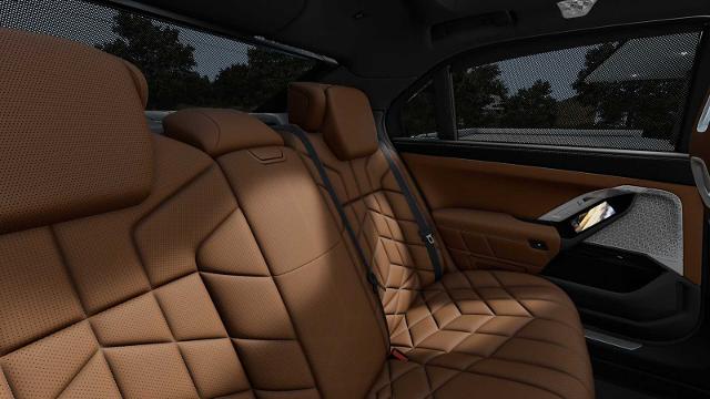 2025 BMW 760i xDrive Vehicle Photo in GRAPEVINE, TX 76051