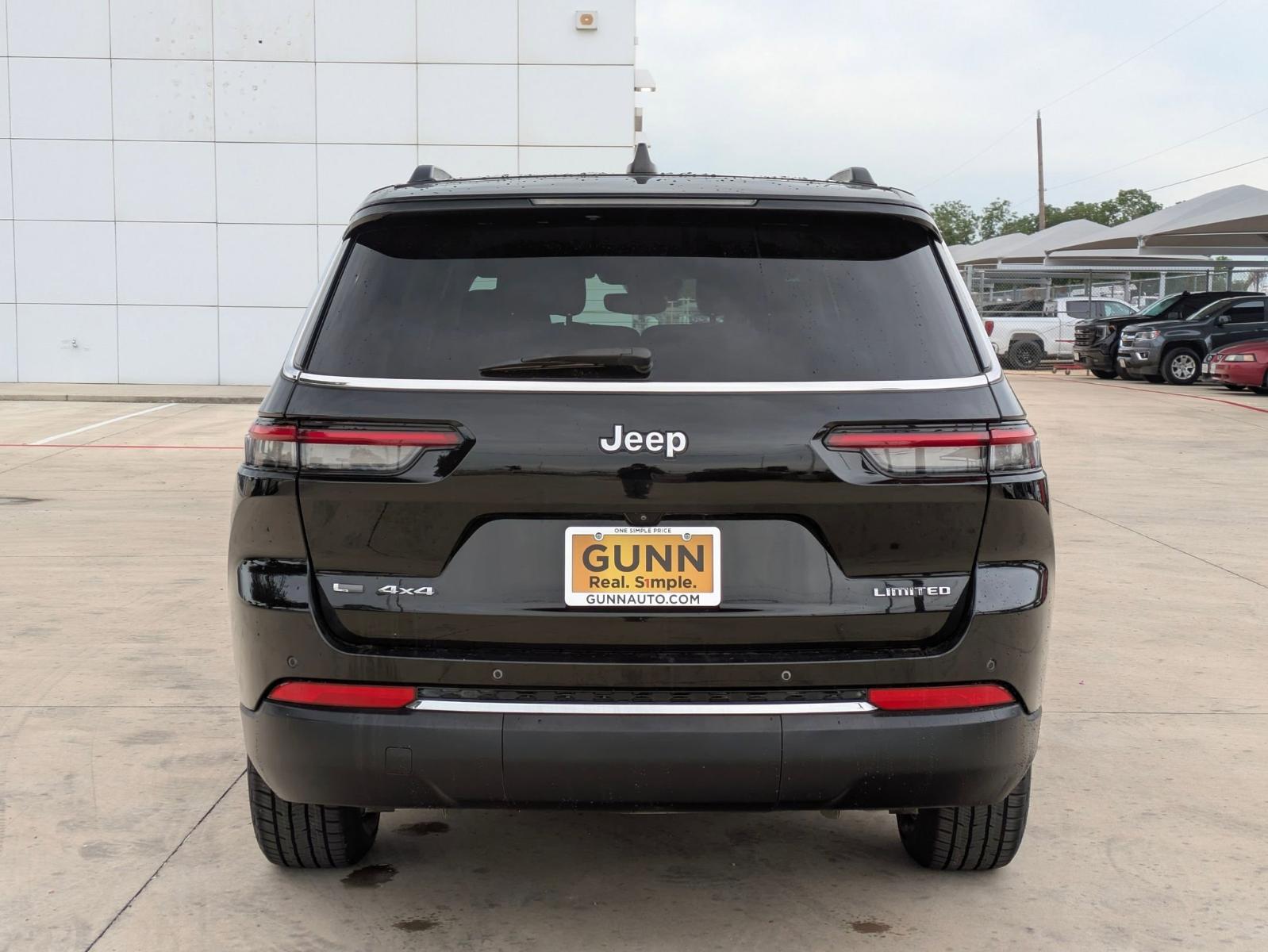 2021 Jeep Grand Cherokee L Vehicle Photo in SELMA, TX 78154-1460