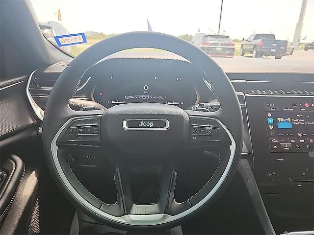 2024 Jeep Grand Cherokee L Vehicle Photo in EASTLAND, TX 76448-3020