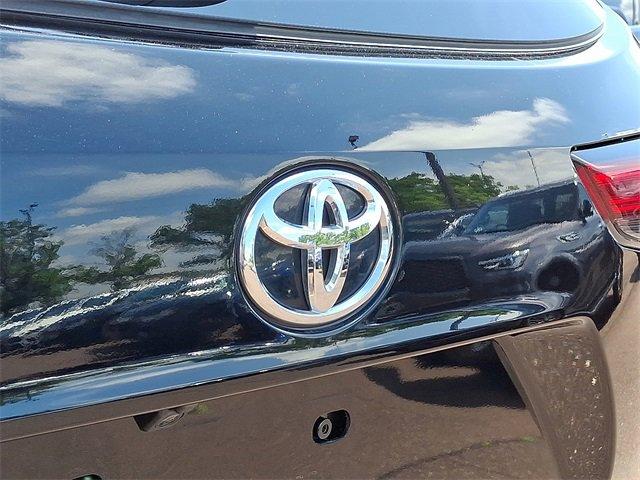 2023 Toyota Highlander Vehicle Photo in Willow Grove, PA 19090
