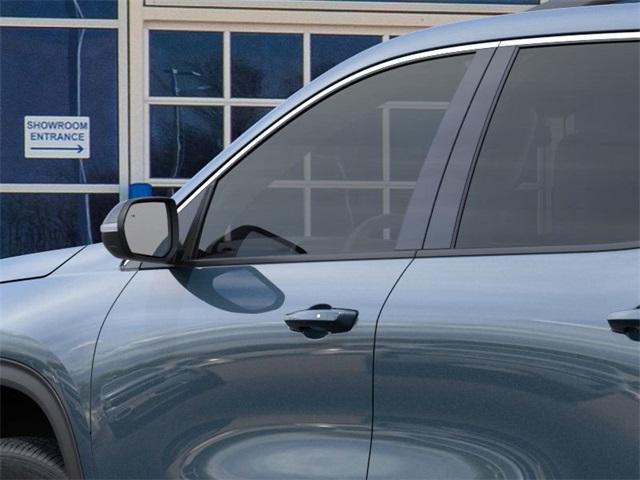 2025 Chevrolet Traverse Vehicle Photo in ENGLEWOOD, CO 80113-6708