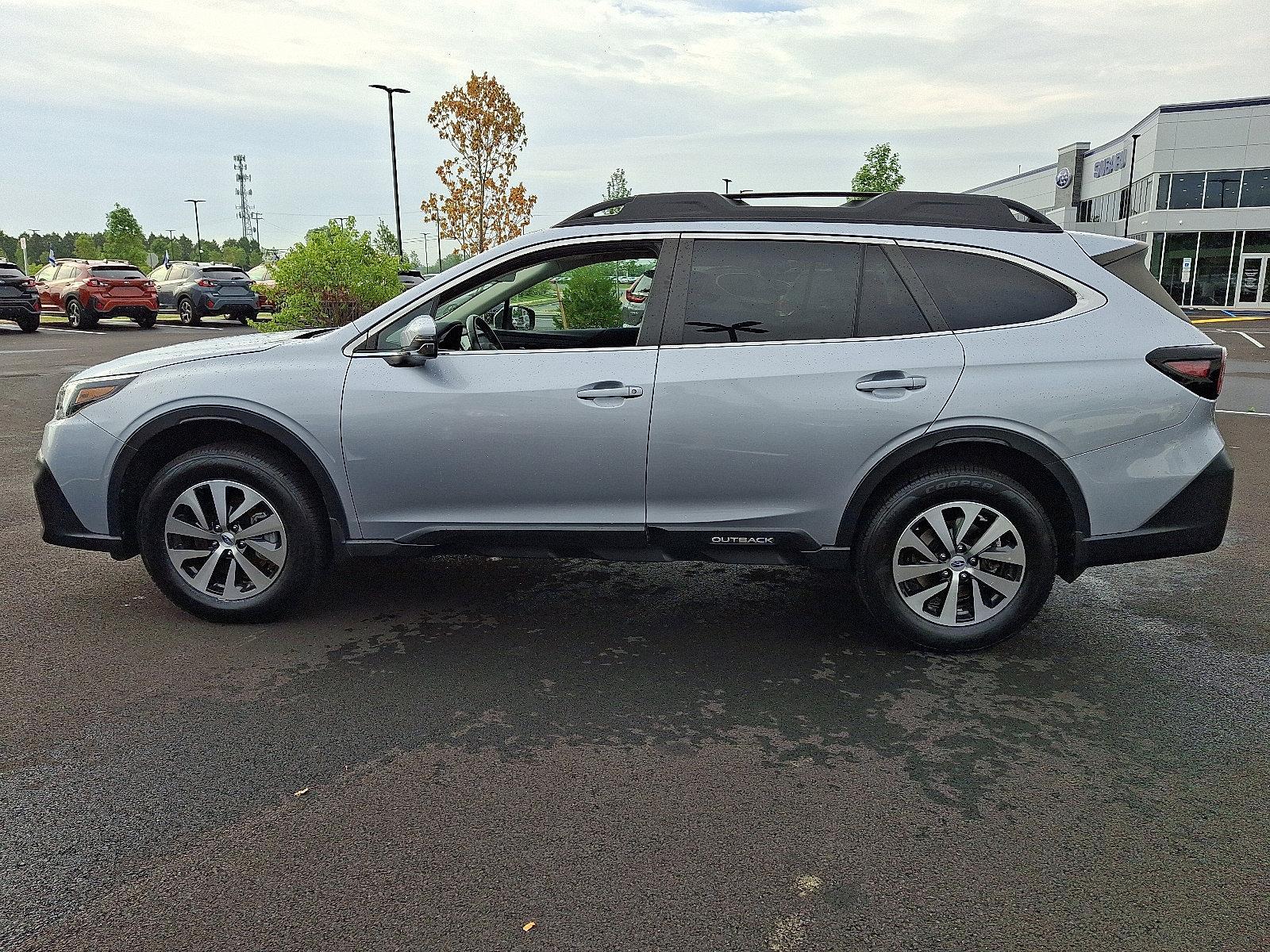 2022 Subaru Outback Vehicle Photo in Easton, PA 18045