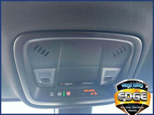 2023 Chevrolet Traverse Vehicle Photo in Roslyn, NY 11576